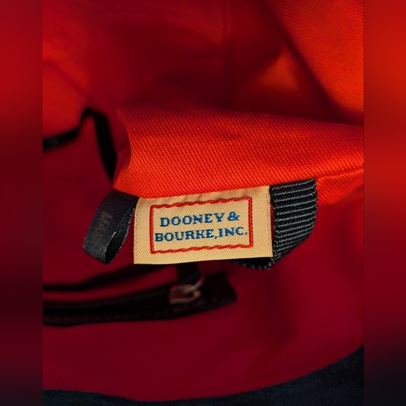 Dooney & Burke SMALL Russel Tote Florentine Leather in Black - EUC - Picture 8 of 9